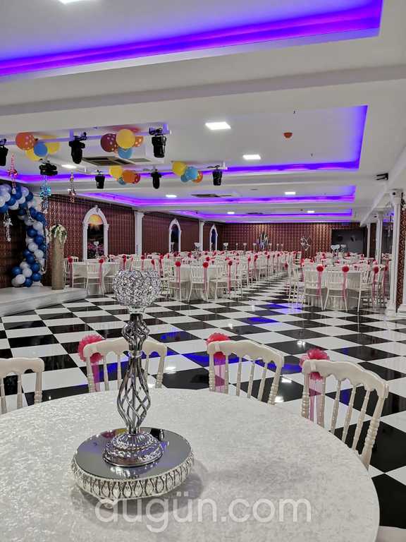 Kül Kedisi Düğün Salonu