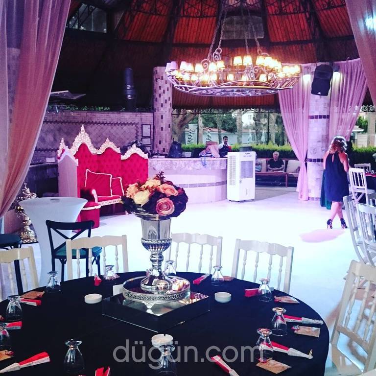 Otto Davet Kuşadası