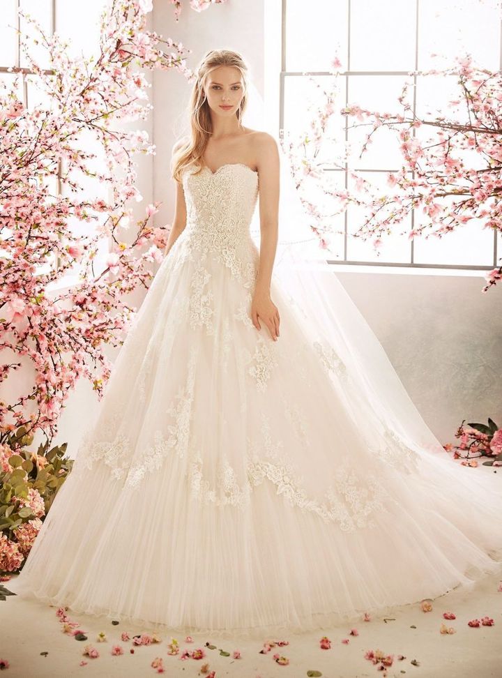 Wow Fashion Bride 90 Prenses Kesim Straplez Göğüs Dekolteli Gelinlik