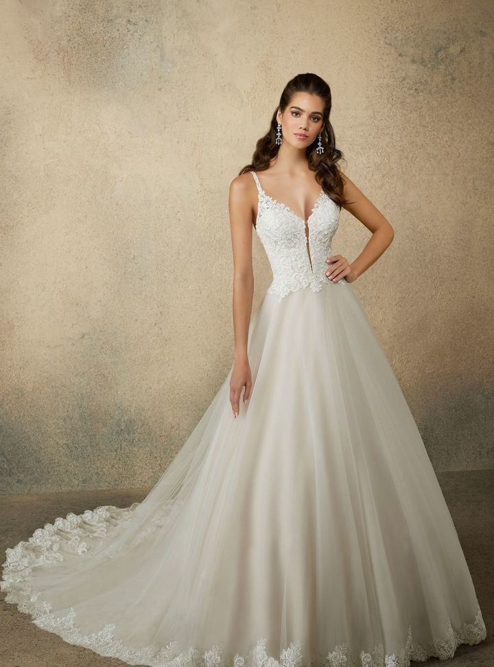 Wow Fashion Bride 72 A Kesim V Yaka Göğüs Dekolteli Gelinlik