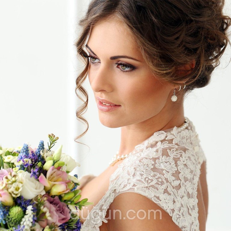 By Ali Özpolat Hair Make Up