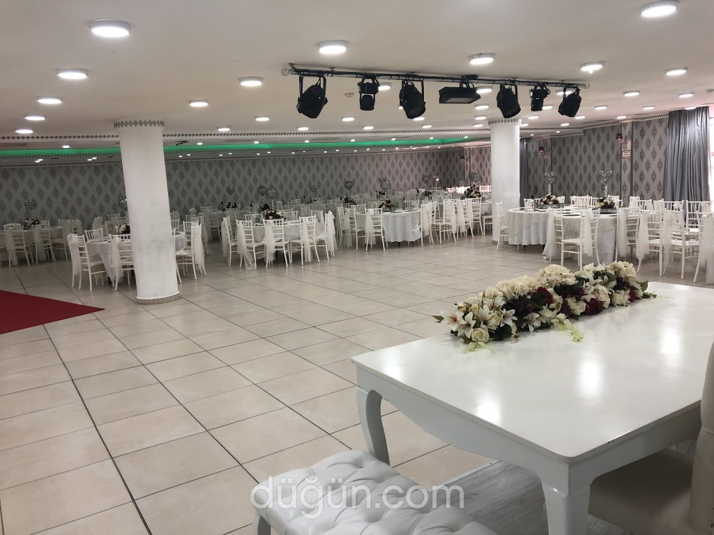 Kavacık Beyaz Saray Hürrem Davet Salonu