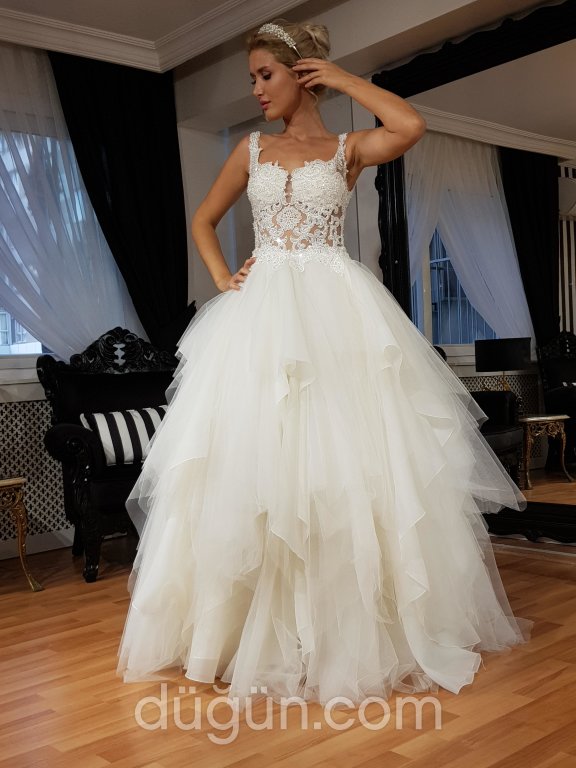 Lueur By Ulviye Portakal