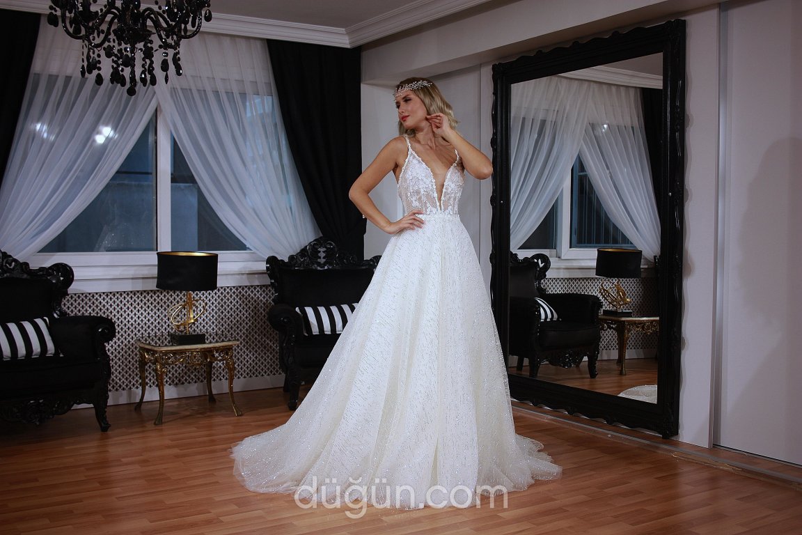 Lueur By Ulviye Portakal