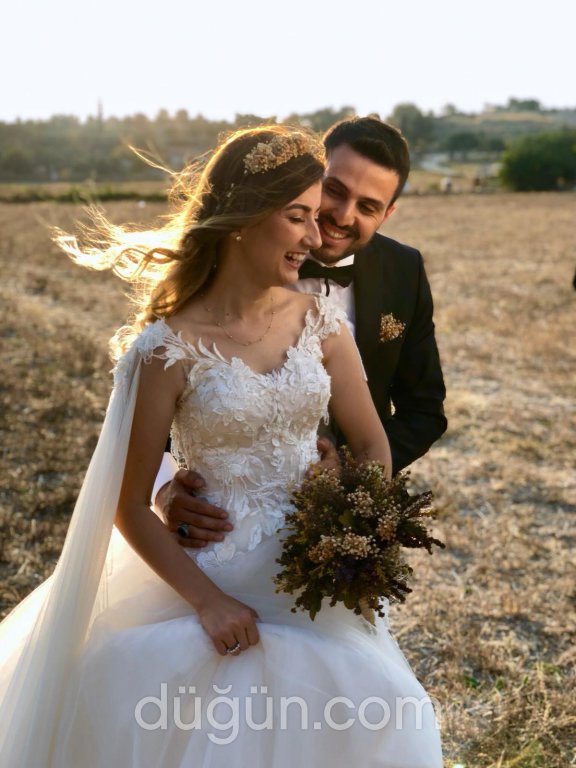 Lueur By Ulviye Portakal