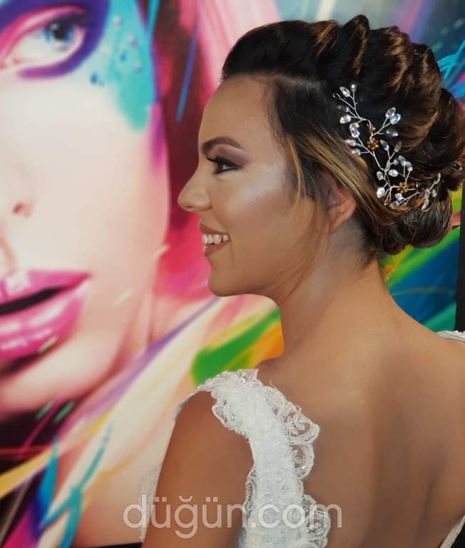 Pelin Sarıkaya Make Up Studyo