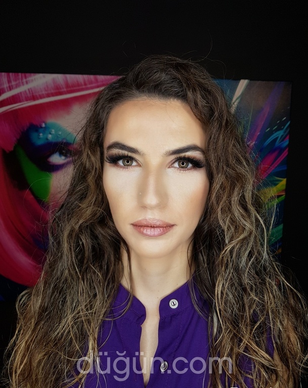 Pelin Sarıkaya Make Up Studyo