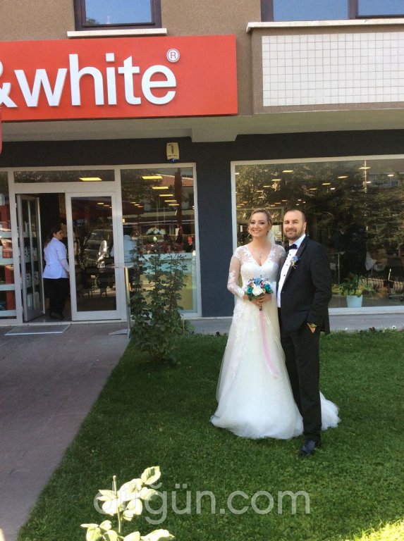 Red&White Nenehatun Aziz Yılmaz