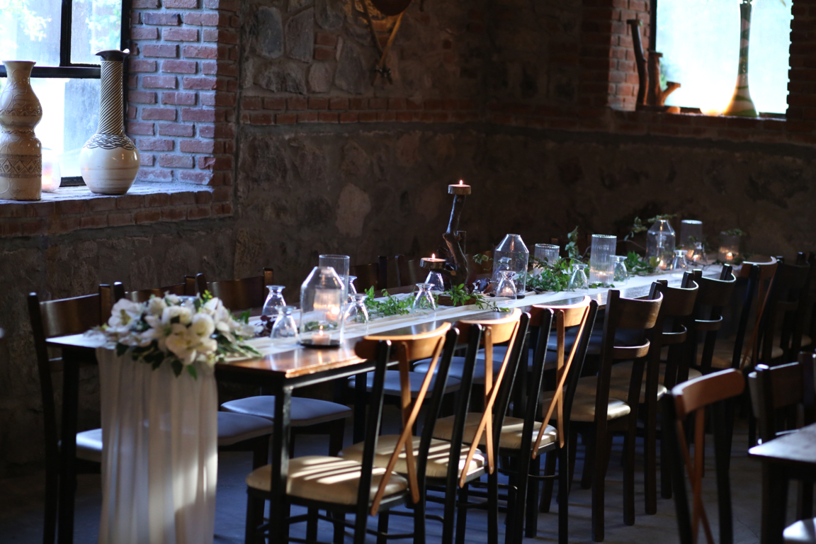 Toy Han / Bizim Bahçe Bayraklı