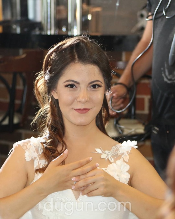 Meryem Murat Örünç Hair Beauty Center