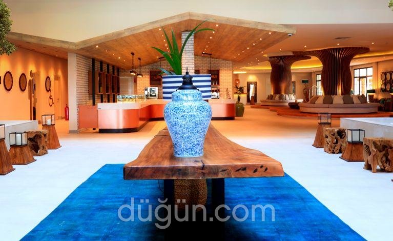 Design Plus Seya Beach Hotel