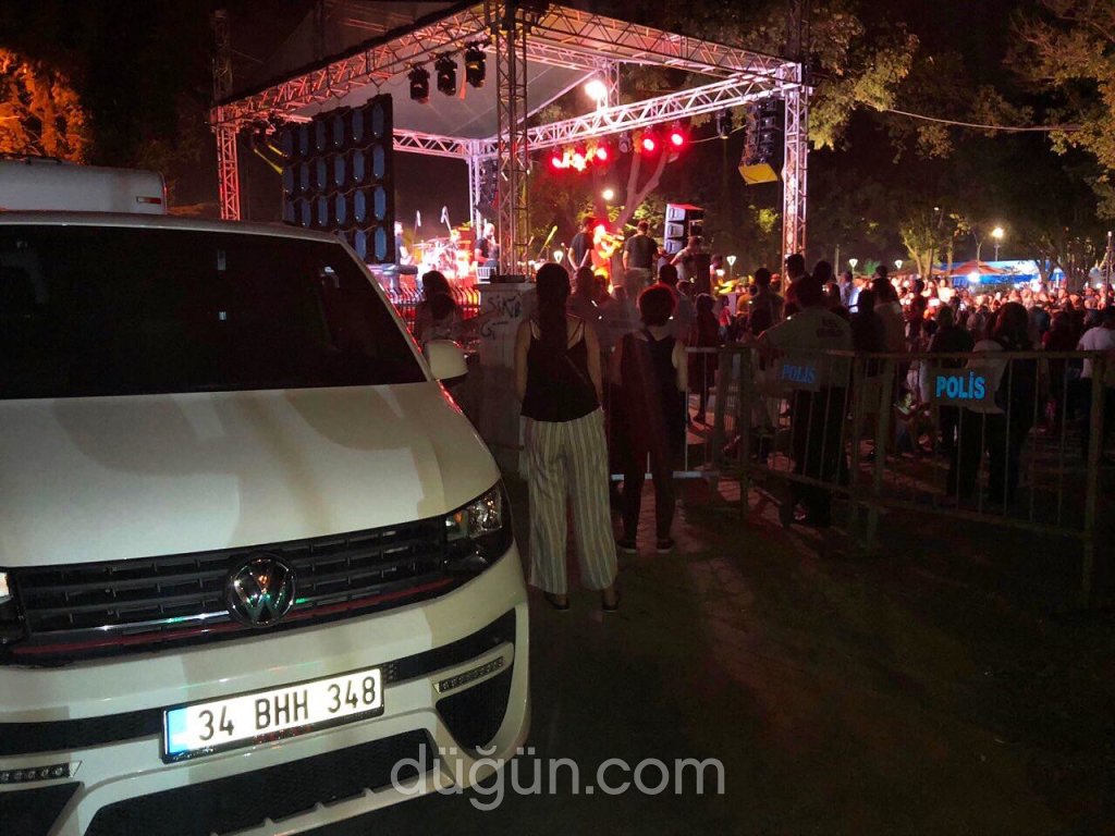 Beyaz İnci Gelin Arabası