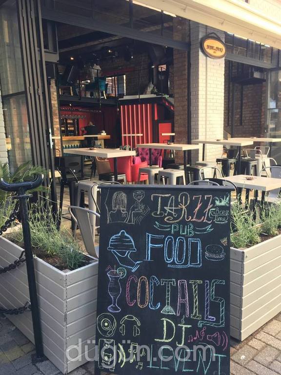 Tarzz Bar Büyükada