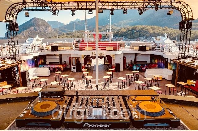 Ottoman Catamaran Wedding