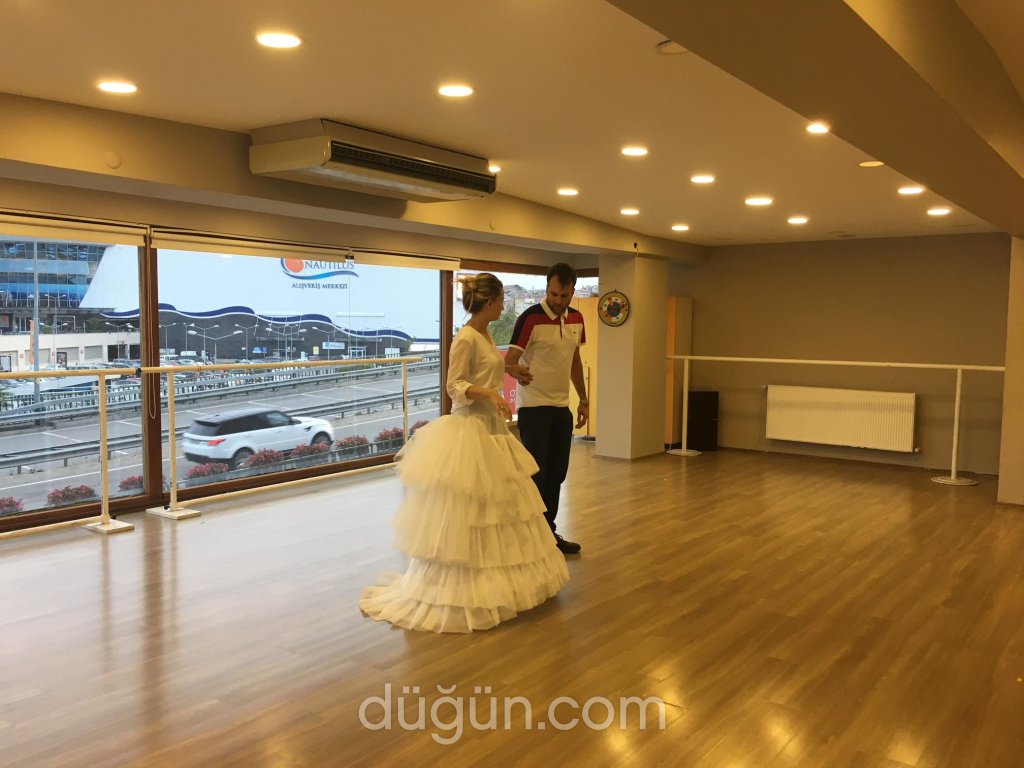 Yıldız Dans Akademi