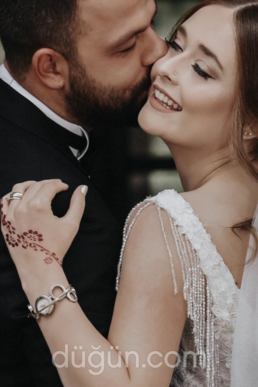 Stüdyo Akasya Tufan Bayram