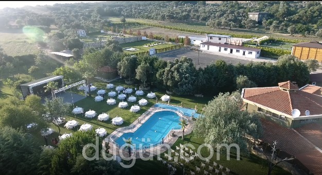 Tria Garden - Kır Düğünü İzmir