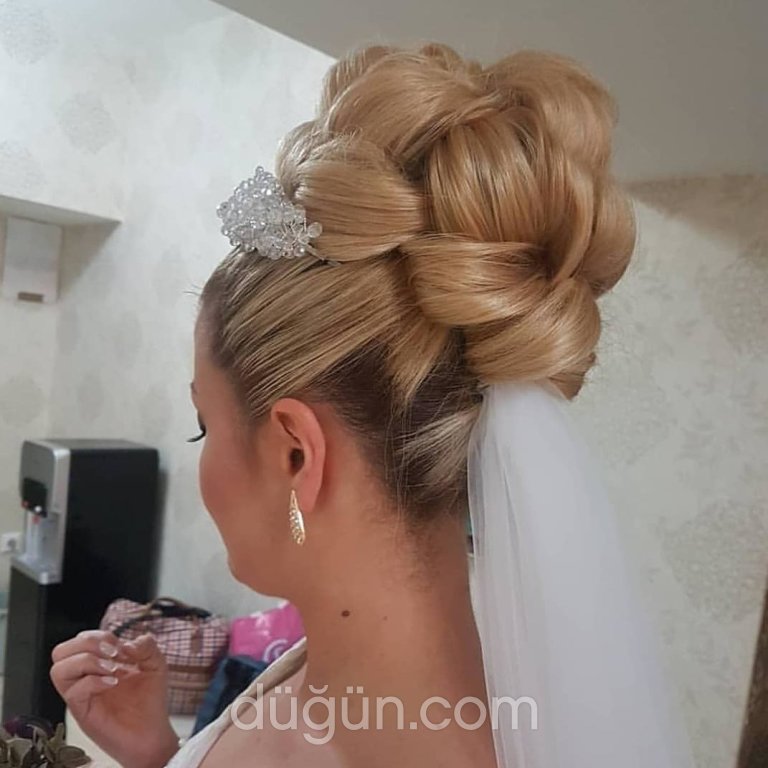 Laura Saç Tasarım ve MakeUp