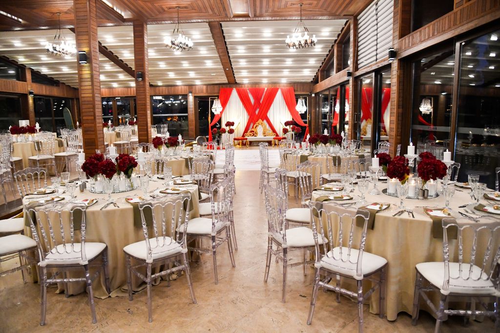 Mihrabat Korusu - Cam Salon