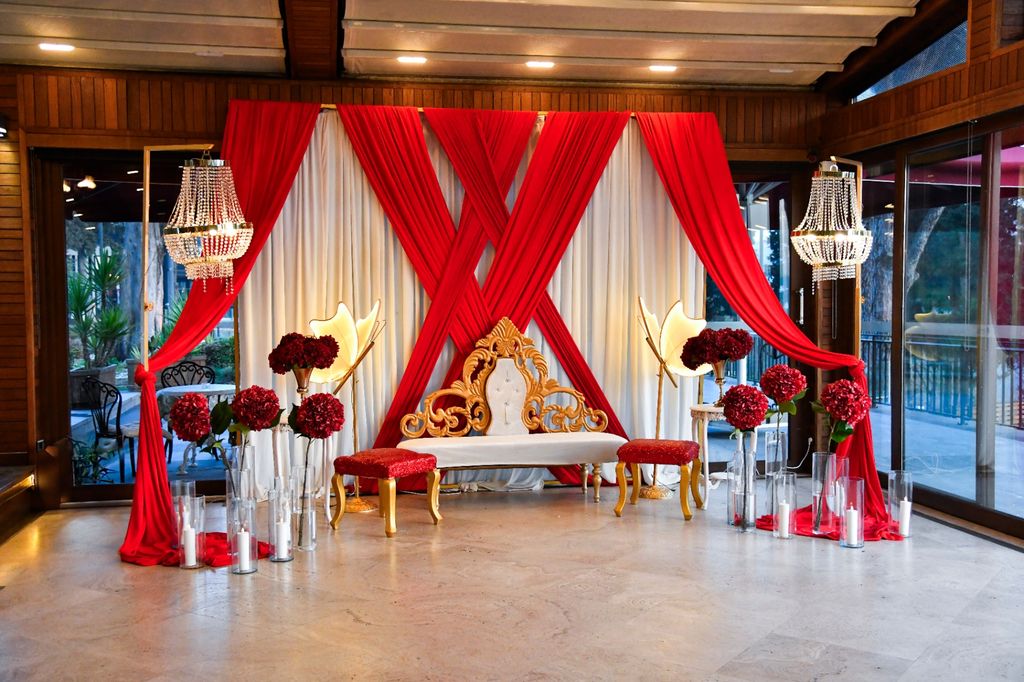 Mihrabat Korusu - Cam Salon