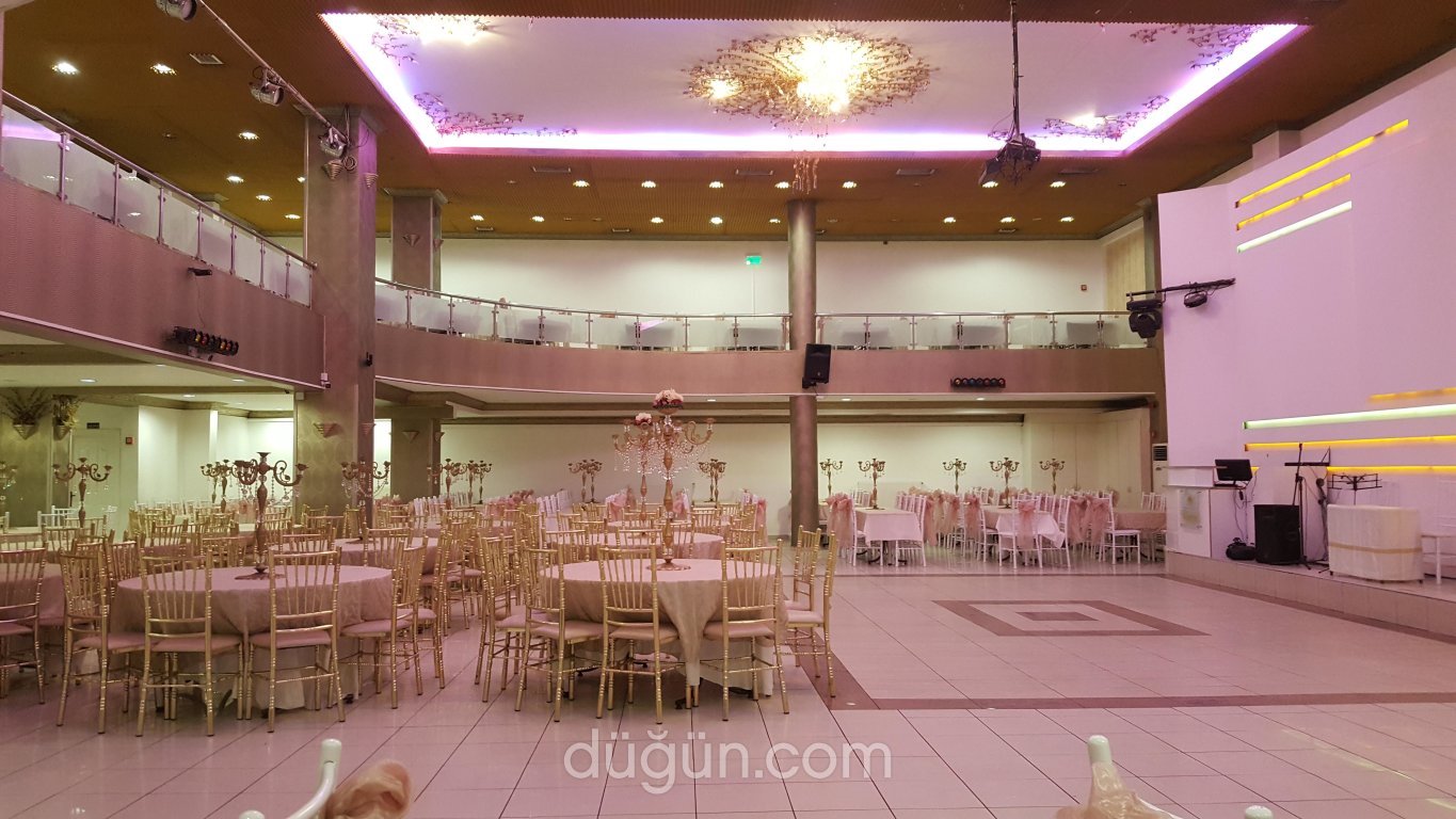 Elegance Düğün Balo ve Kokteyl Salonu
