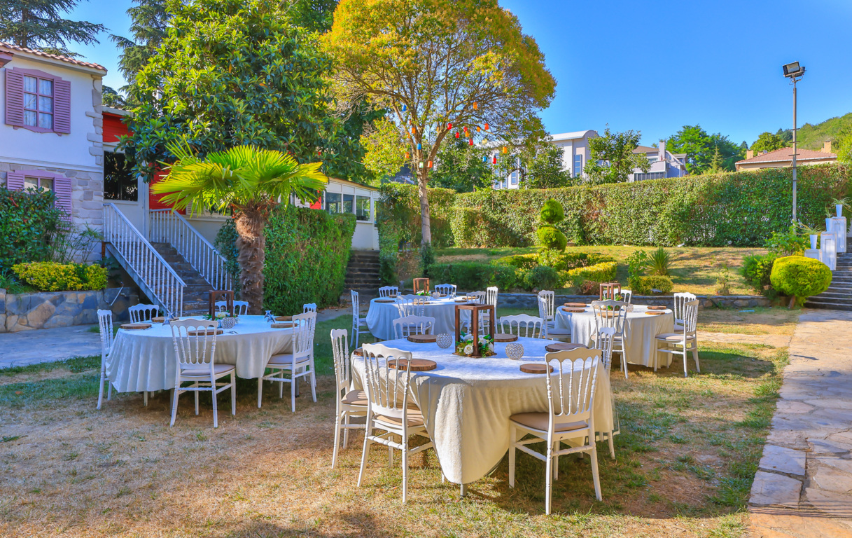 Ala Garden