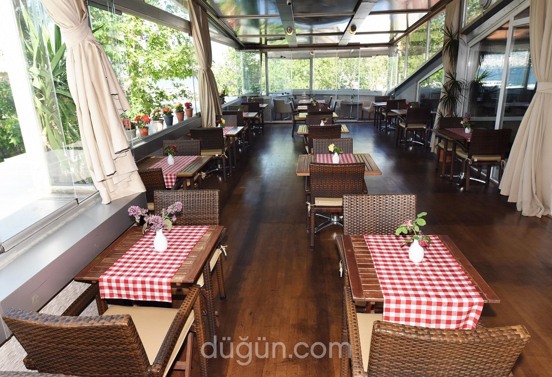 Marine House Boutique Hotel