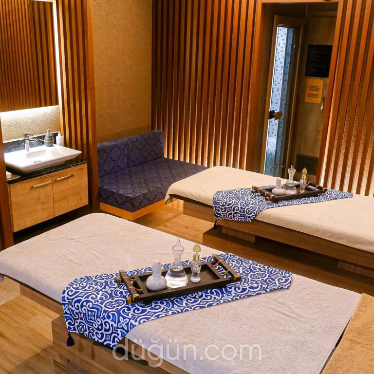 Tarihi Çeşme Hamamı