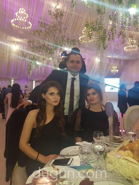 Make Up Artist Fatima