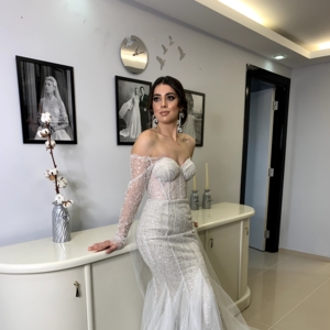 Düşük Omuz Balık Gelinlik