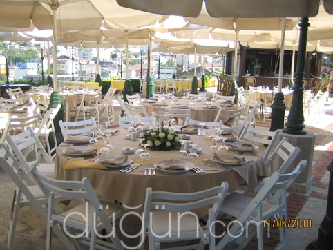 Zeyrek Cafe & Restaurant