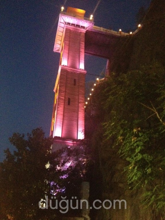 Tarihi Asansör Restorant