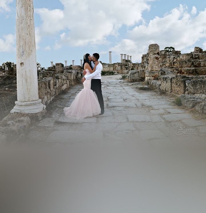 Zirve Gelinlik ve Dijital Fotoğrafçılık