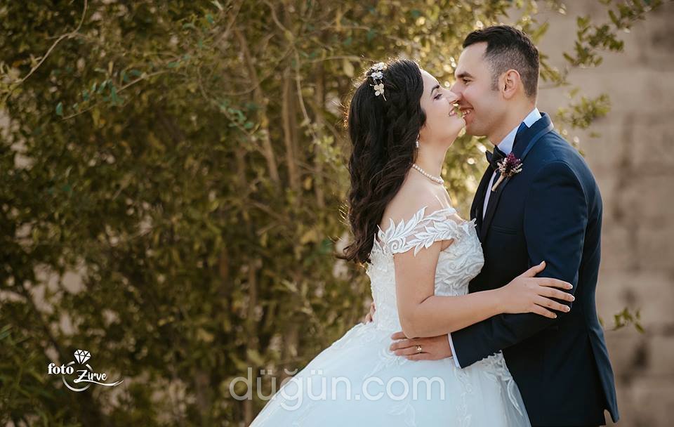 Zirve Gelinlik ve Dijital Fotoğrafçılık