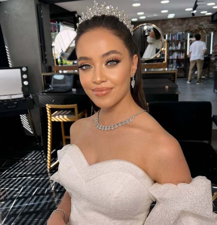 Mustafa Demiralp Makeup and Hair Studio