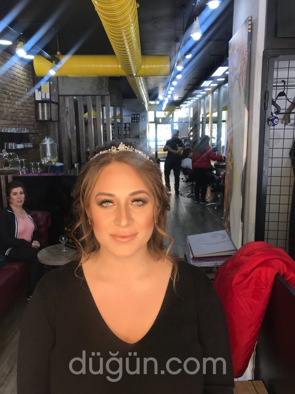 Make Up Tuğçe Özçelik