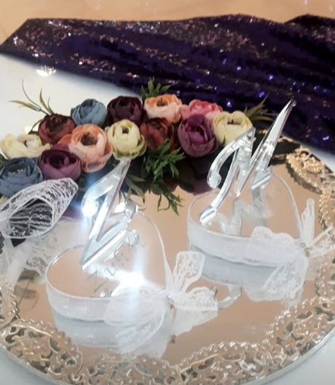 Lora Wedding