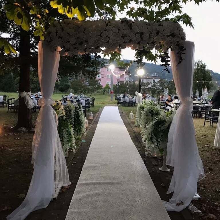 Dilara Çiçekçilik ve Organizasyon