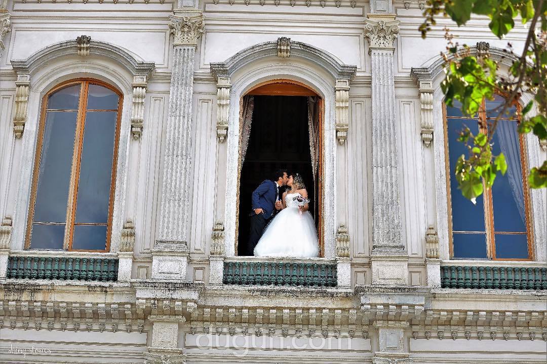 Shiny Wedding Stories