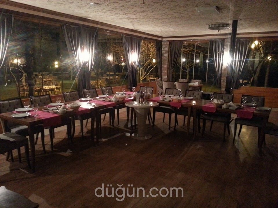 Özgür Bahçe Restaurant