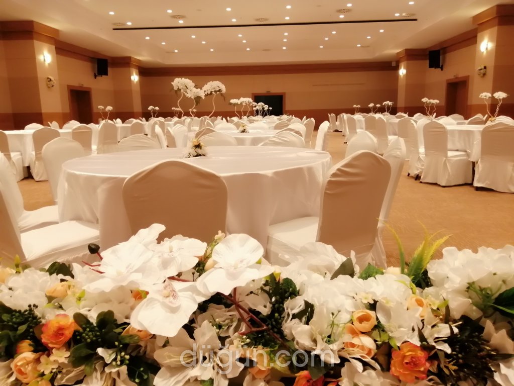 Teoman Öztürk Tesisleri Lotus Garden