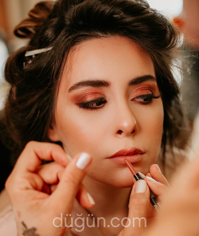 Make Up Artist Gülşen Kertiş Öktem