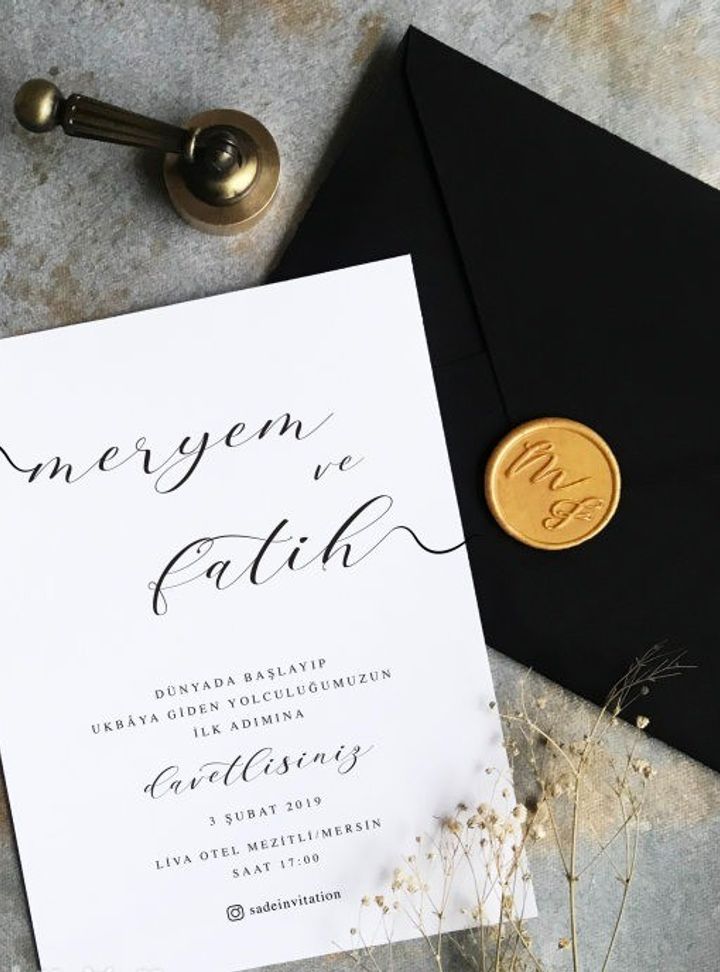 Siyah Zarflı Altın Mühürlü Davetiye 