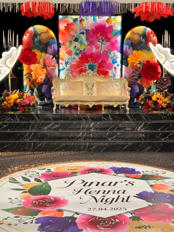 Melina Wedding House