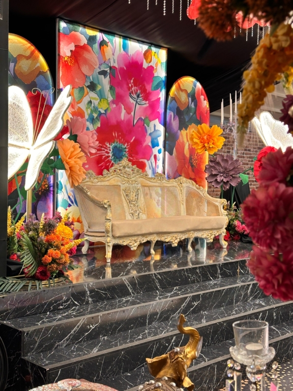 Melina Wedding House