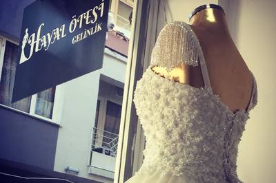 Hayal Ötesi Gelinlik