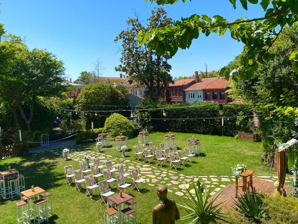 Ada Kanlıca - Baro Bahçe