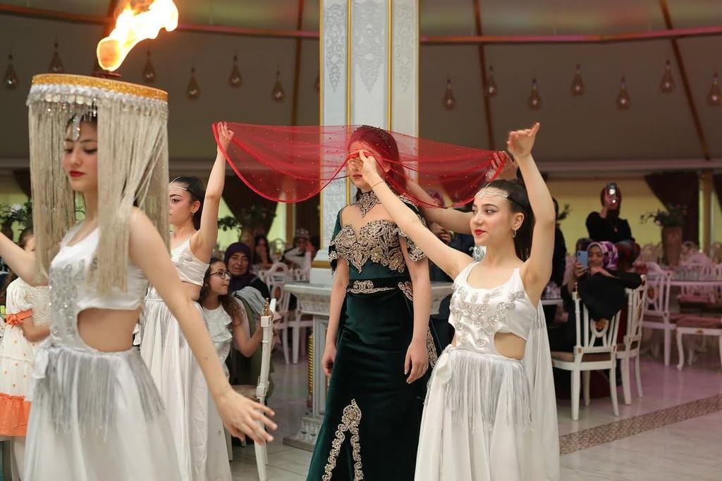 Bizim Ora Düğün Bahçesi