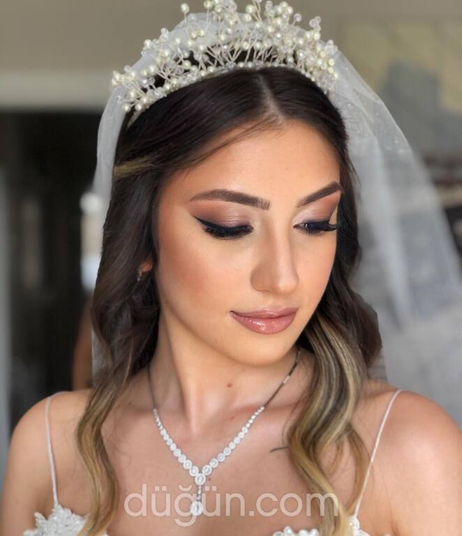 Make Up By Pelin Studio