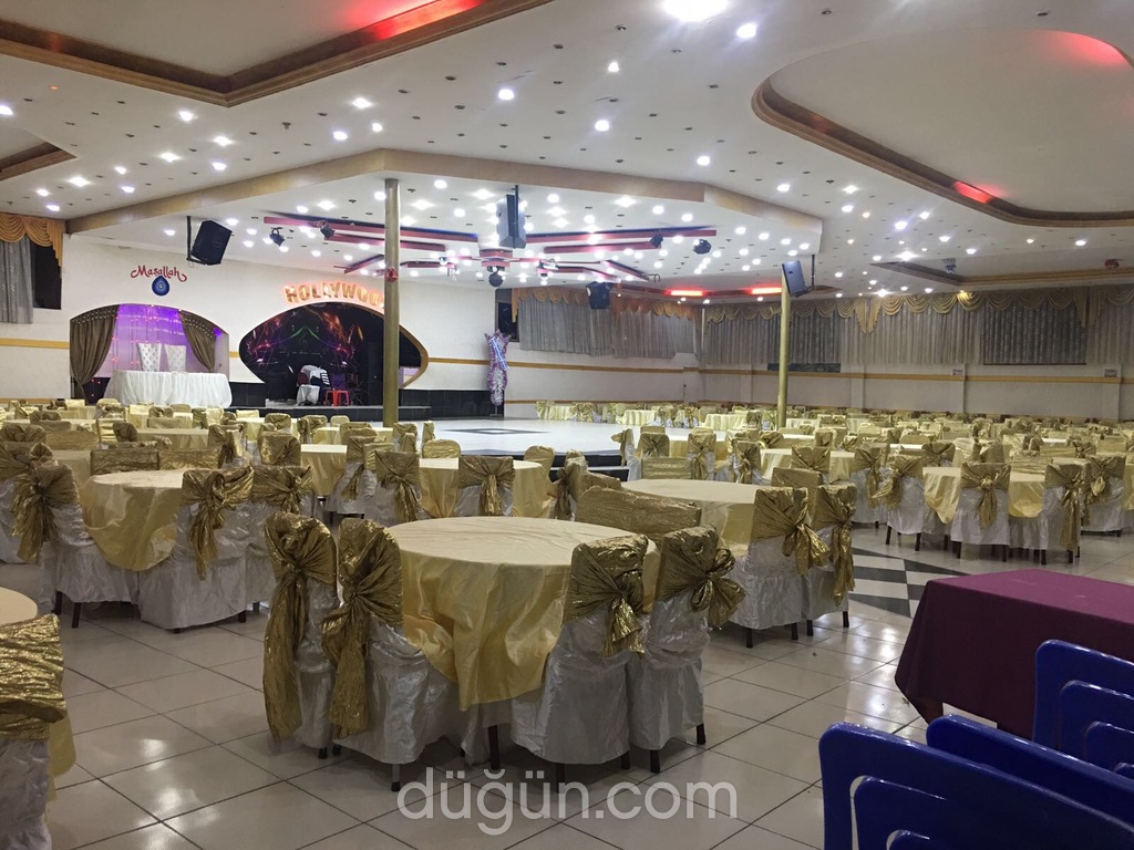 Hollywood Gold Plaza